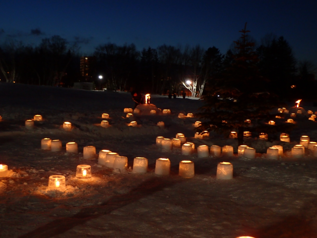 暗くなってくるとキャンドルのあかりがより幻想的に