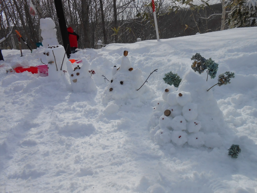 雪の不思議生物②
