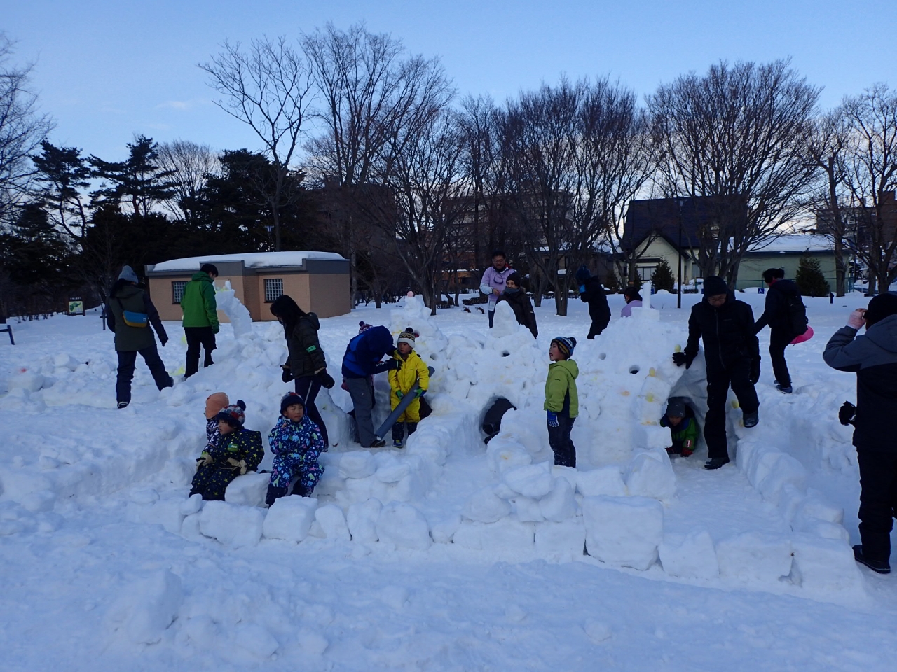 最後はみんなで壊しました