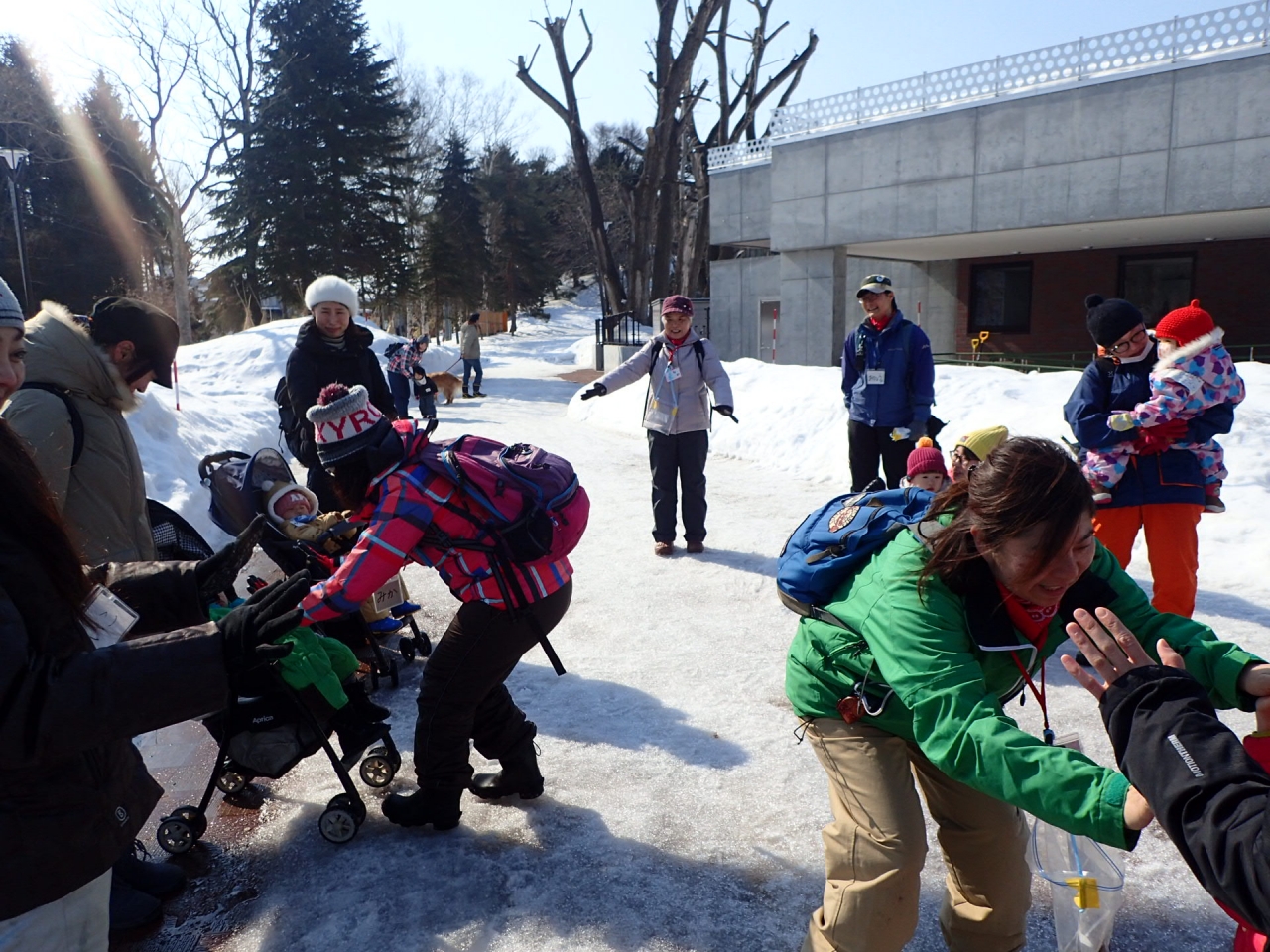 みんなでハイタッチ！