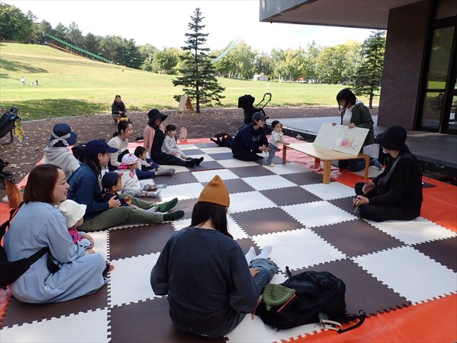 お外でお話会_R